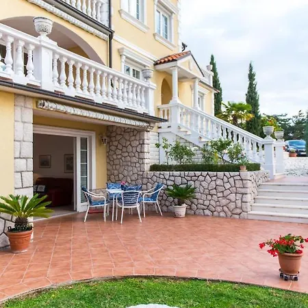 Apartment Grozdana Novi Vinodolski