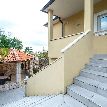 Grozdana * Novi Vinodolski