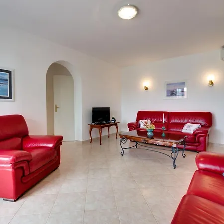 Apartment Grozdana