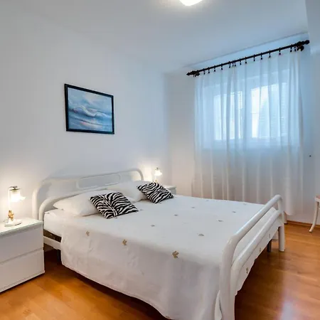 Apartment Grozdana Novi Vinodolski