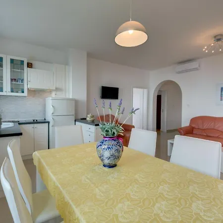 Grozdana Apartment